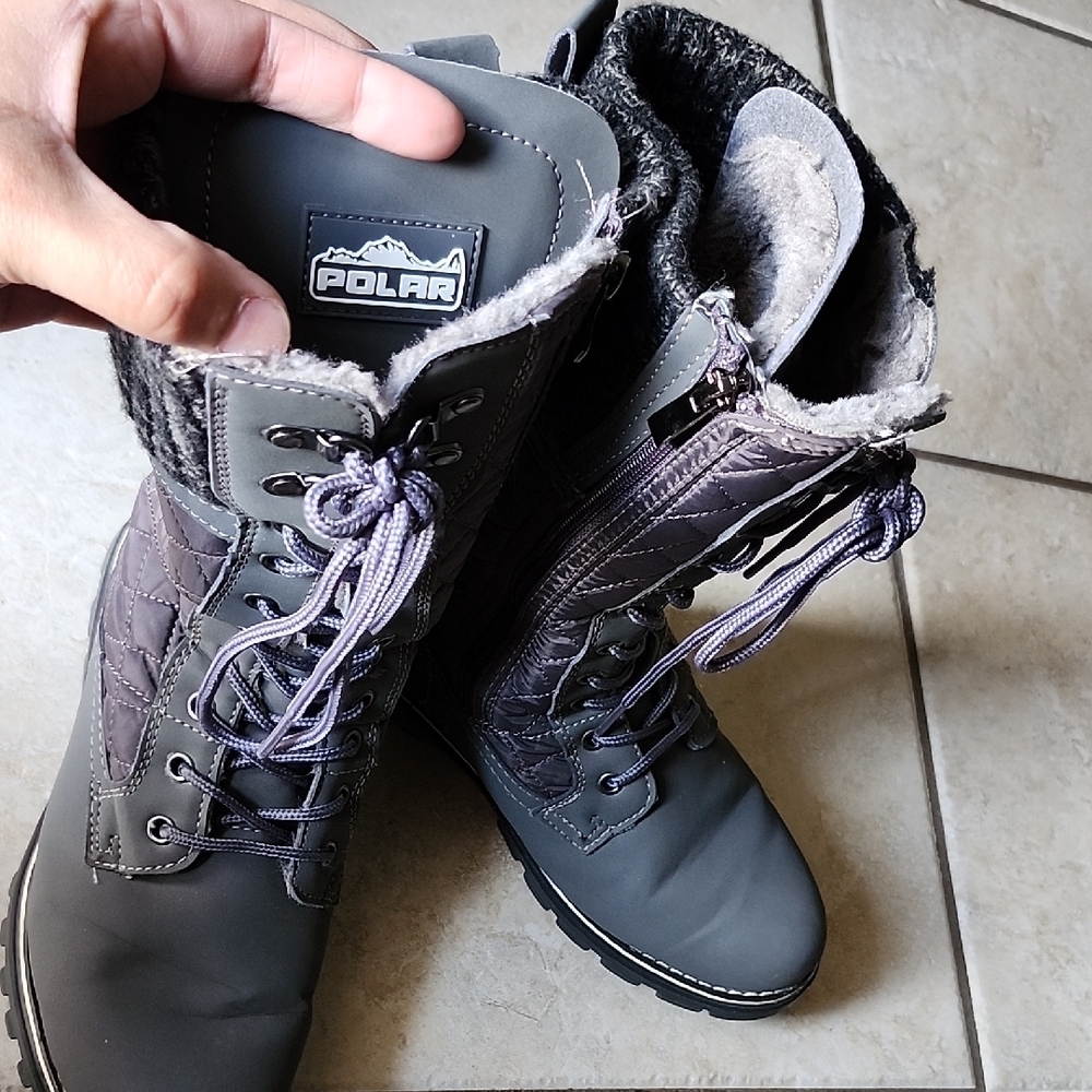 Gray Winter Boots with Rugged Design and Warm Lining